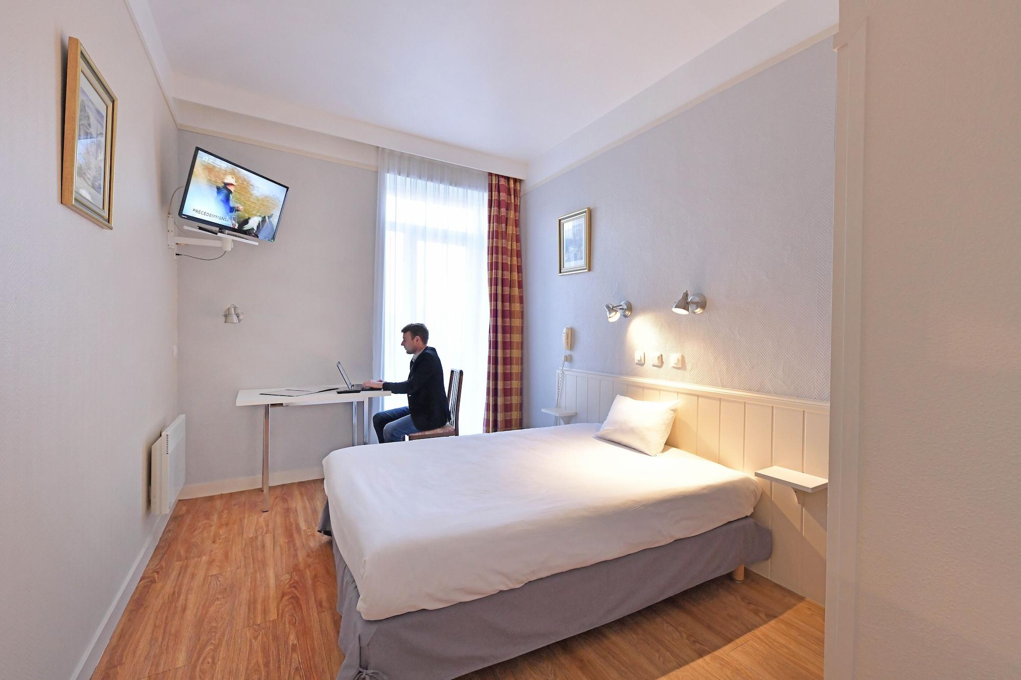 Hotel Saint Andre Gare Sncf クレルモン・フェラン エクステリア 写真