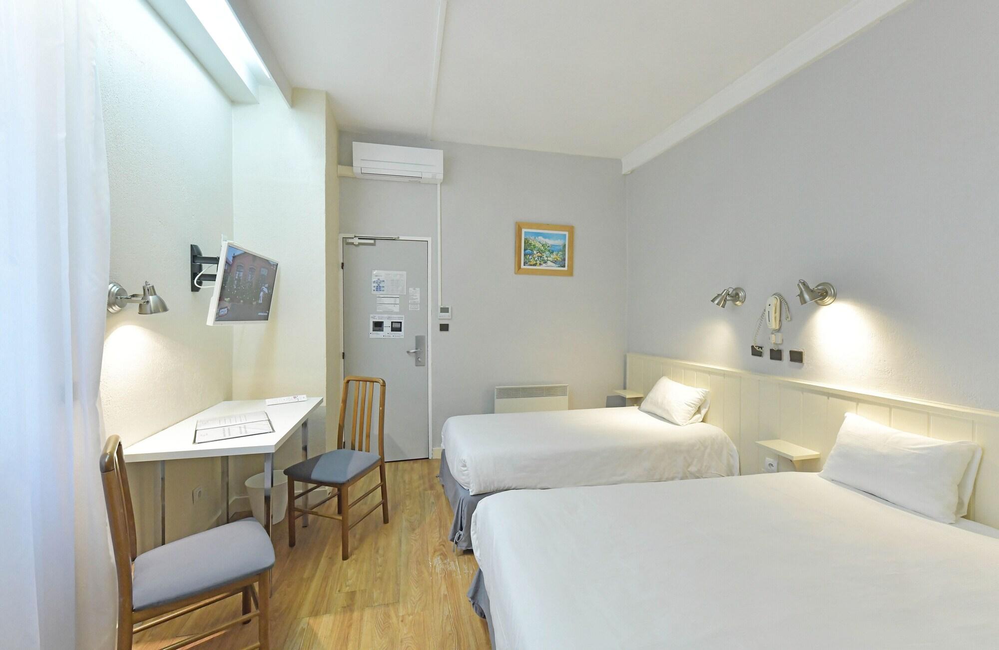 Hotel Saint Andre Gare Sncf クレルモン・フェラン エクステリア 写真