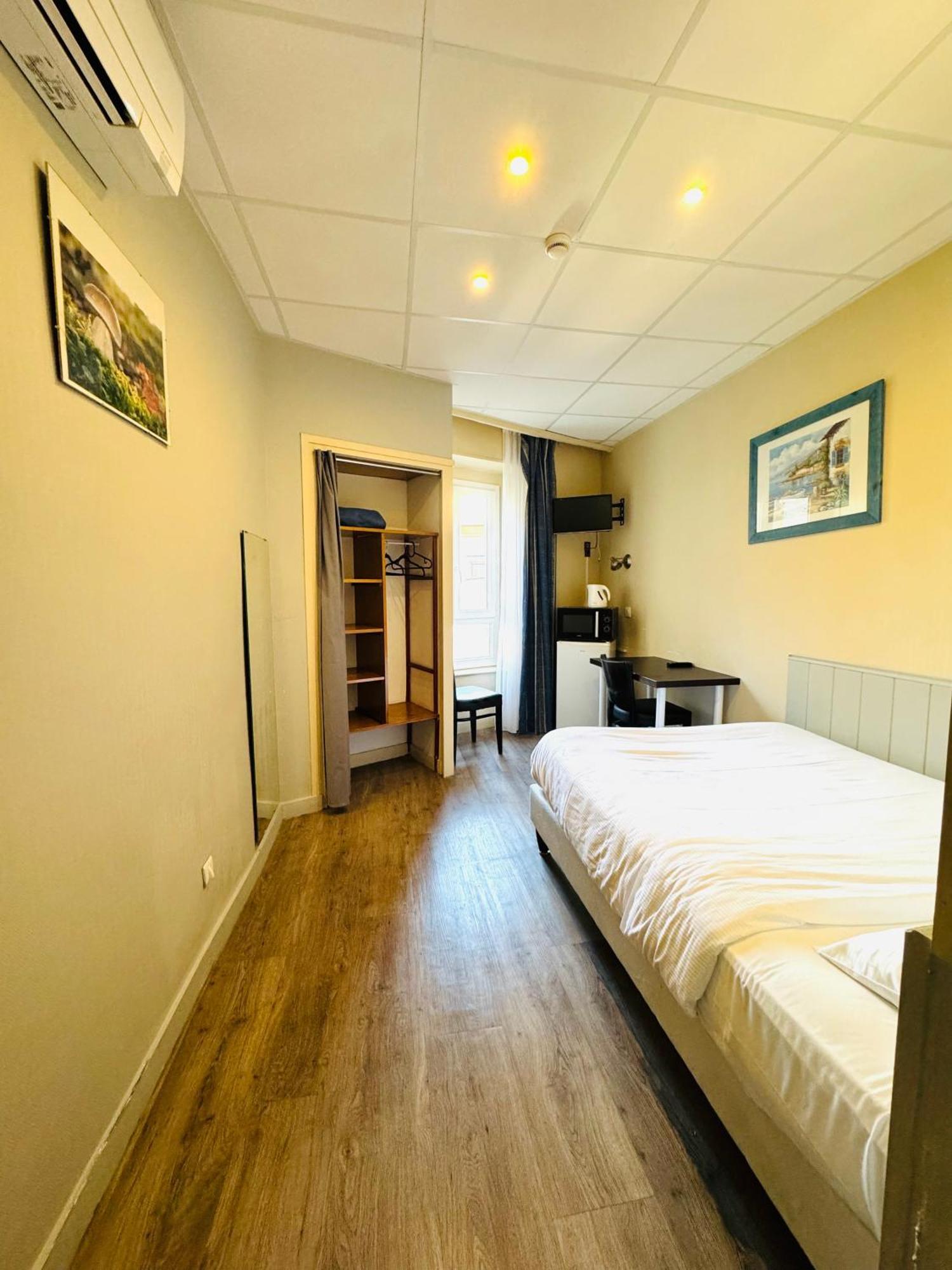 Hotel Saint Andre Gare Sncf クレルモン・フェラン エクステリア 写真